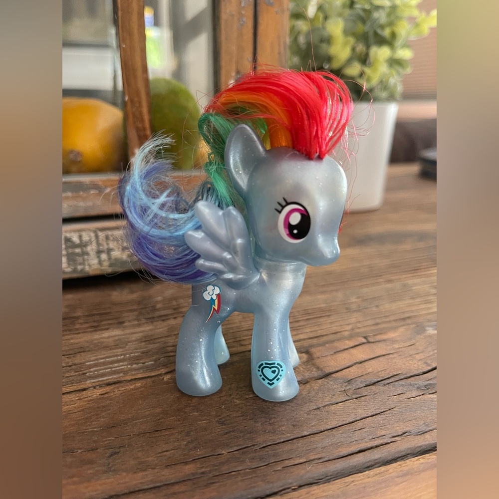 Sparkly My Little Pony Rainbow Dash 3.5” by Hasbro